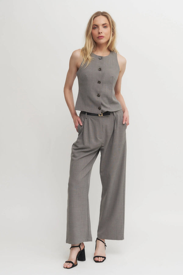 The Andrea Women’s Grey Tailored Sleeveless Button-Down Top – Chic Suiting Vest for Set or Solo Styling Verdot