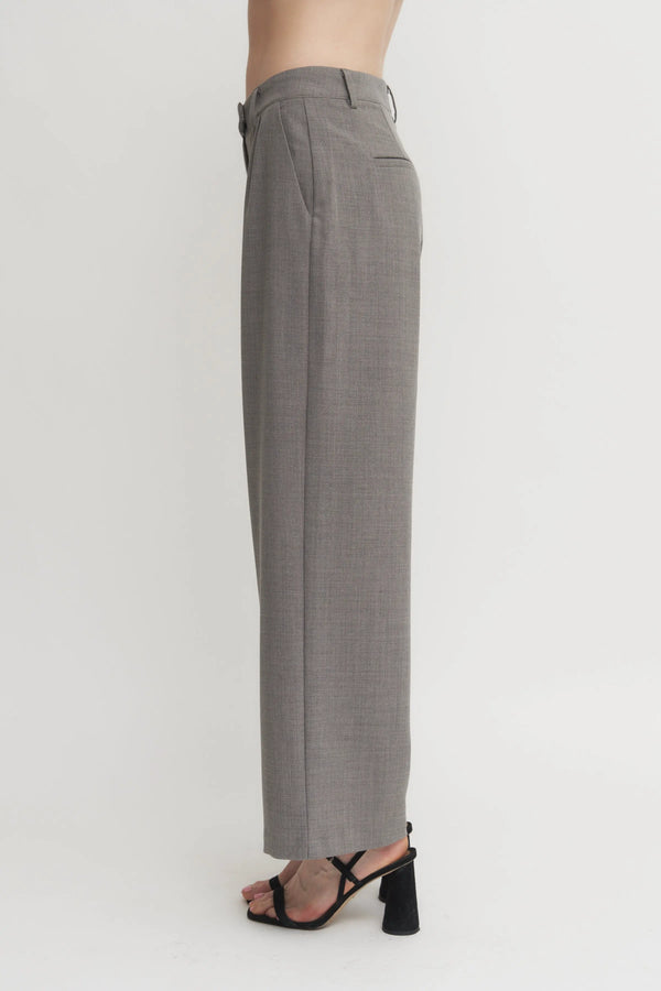 The Andrea Women’s Grey Wide-Leg Tailored Trousers – High-Waist Suit Pants for Set or Solo Styling Verdot