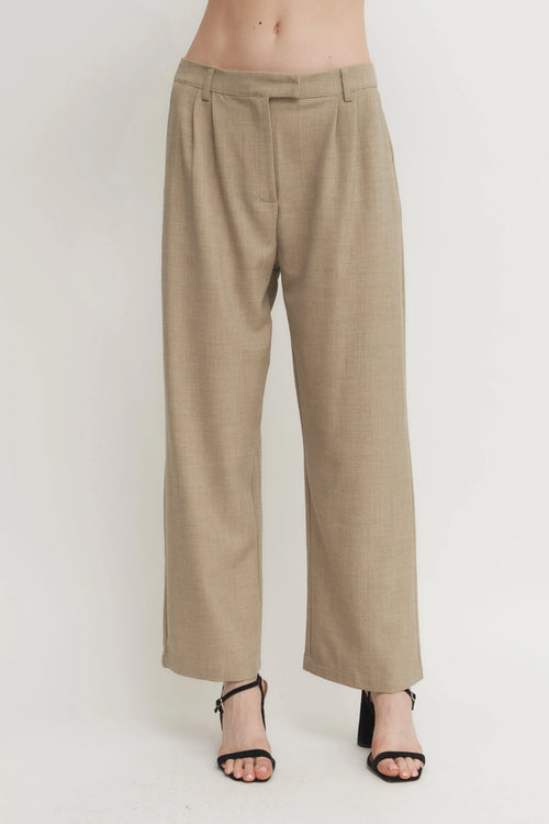 The Andrea Women’s Grey Wide-Leg Tailored Trousers – High-Waist Suit Pants for Set or Solo Styling Verdot