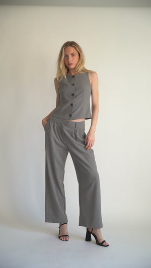 The Andrea Women’s Tailored Sleeveless Button-Down Top – Chic Suiting Vest for Set or Solo Styling