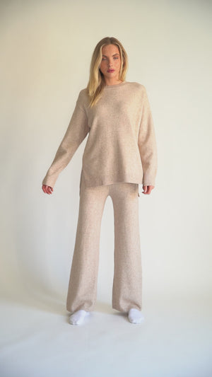 Women’s Super Soft Knit Lounge Set – Beige Sweater Top & Wide-Leg Pants